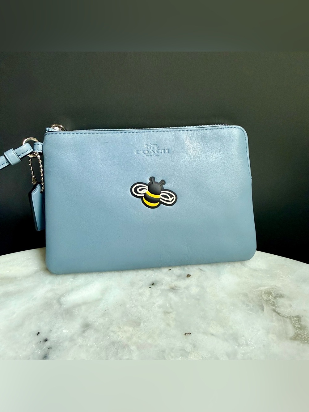 Coach Bee Embossed Small Leather Wristlet Cornflower Blue Excellent Condition 🐝